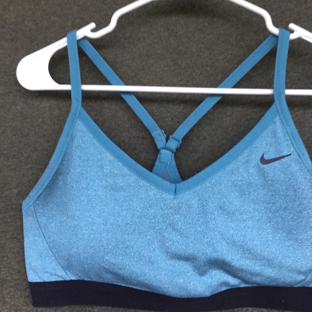 Nike women’s Sports Bra